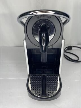 De'Longhi Nespresso Pixie Espresso Machine